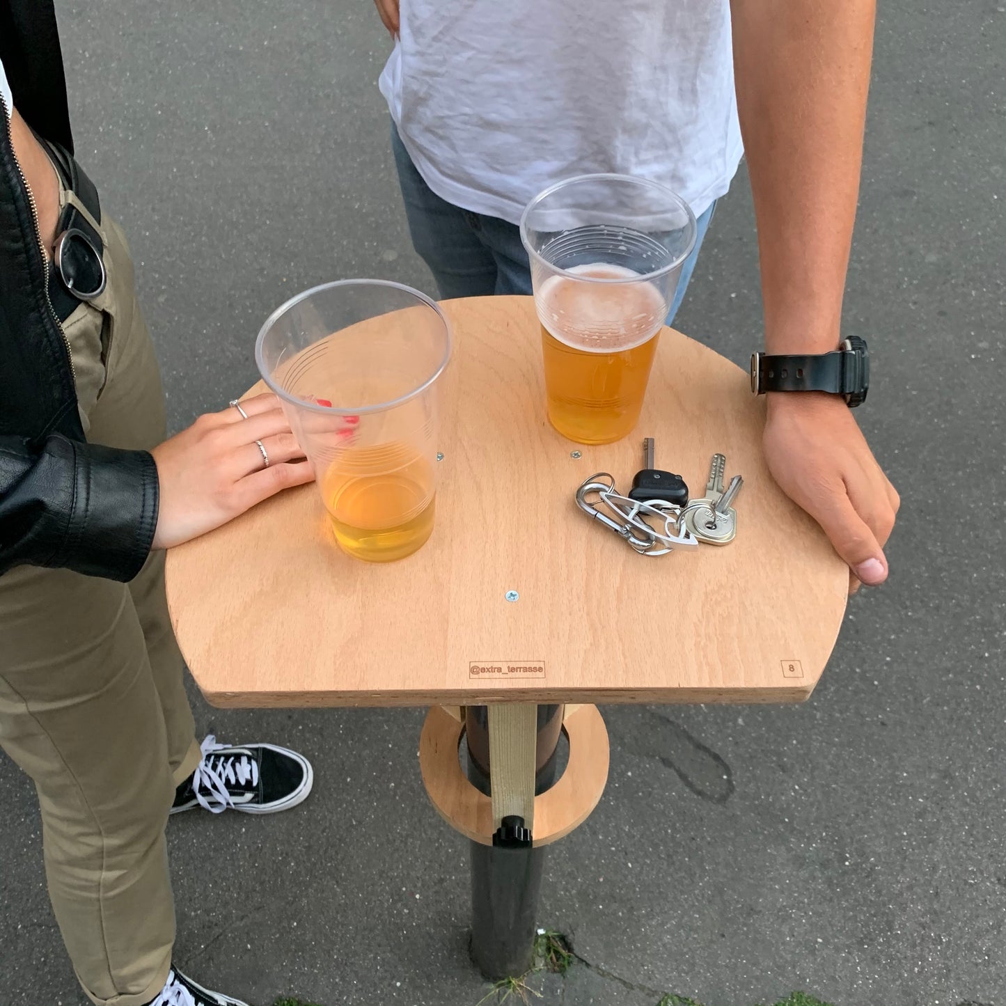 Table pour poteau